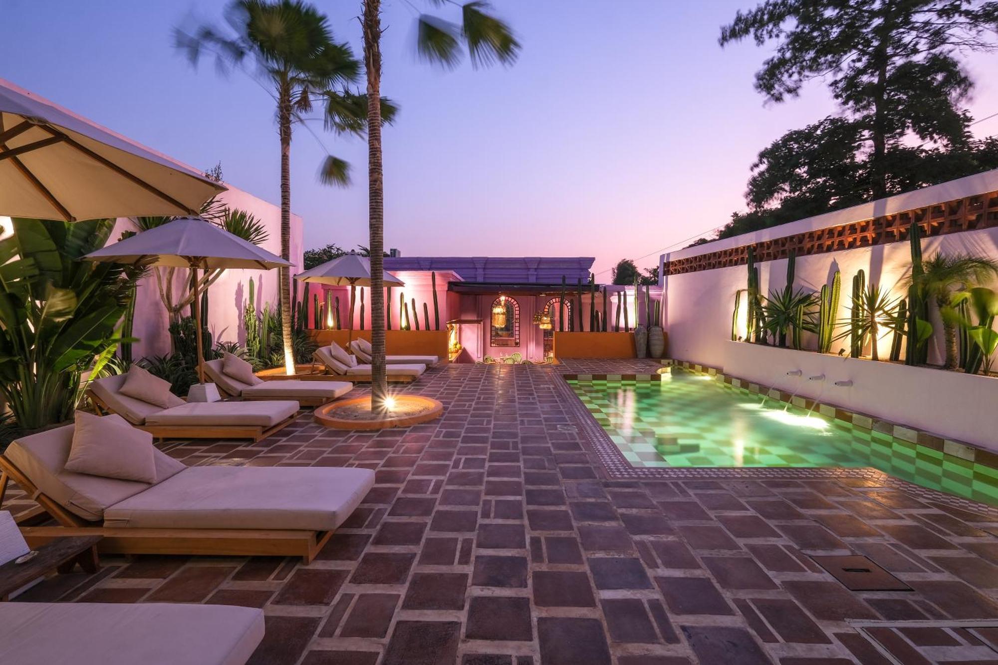El Barrio Boutique Hotel & Bar Canggu  Ngoại thất bức ảnh