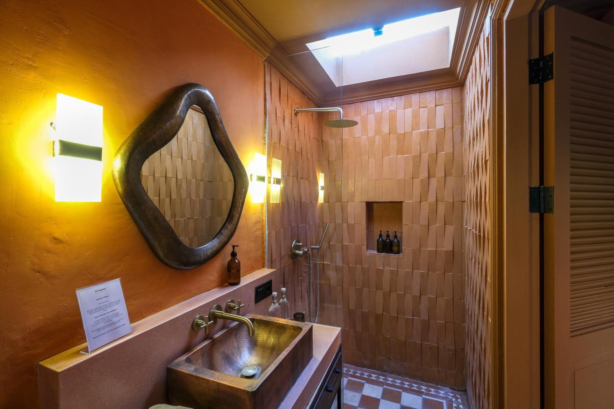 El Barrio Boutique Hotel & Bar Canggu  Ngoại thất bức ảnh